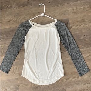 American Eagle shirt